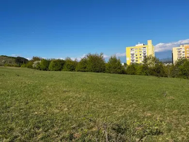 Na predaj pozemok v Banská Bystrica · €66 500 · Pôvodný stav