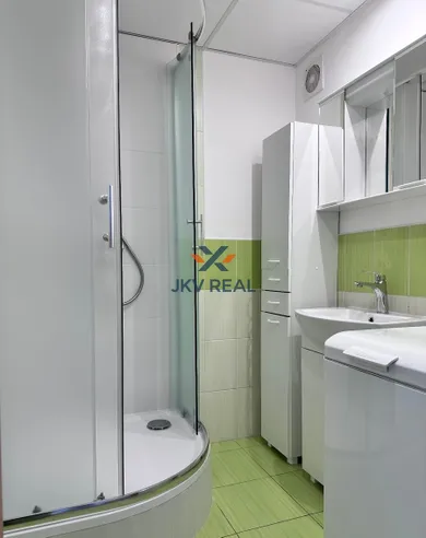 Na prenájom 3-izbový byt, 70 m², Prievidza, Martina Rázusa