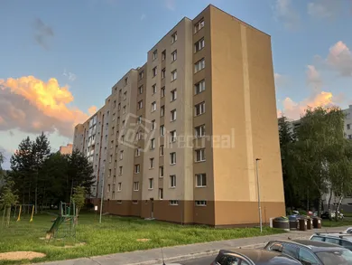 Na predaj byt v Trenčín · €144 000 · Pôvodný stav