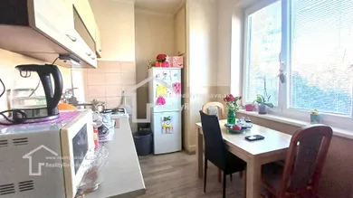 Na predaj 2-izbový byt, 55 m², Rožňava, Zlatá