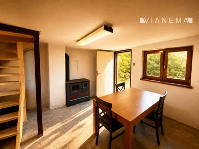 Na predaj rekreačný dom, 52 m², Vydrná, .