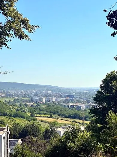 Na predaj pozemok, 242 m², Bratislava-Nové Mesto, Krahulčia