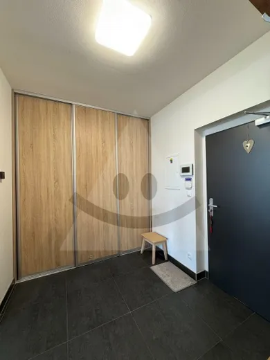 Na prenájom 1-izbový byt, 47 m², Liptovský Mikuláš, 1. mája