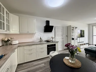 Byty na predaj 2-izbový, Hrubá Borša · €179 000