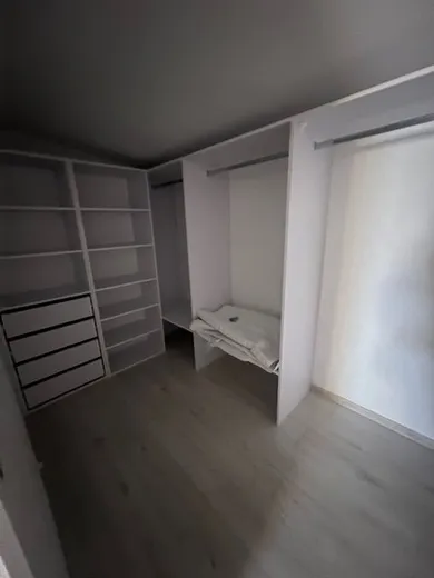 Na prenájom 1-izbový byt, 40 m², Bratislava-Vrakuňa, Majerská