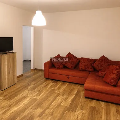 Na predaj 2-izbový byt, 65 m², Nitra, Jurkovičova