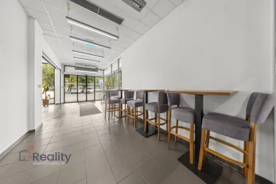 Na prenájom objekt, 119 m², Bratislava-Ružinov, Tomášikova