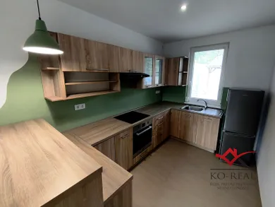 Na predaj dom, 64 m², Nová Bošáca, Predpoloma