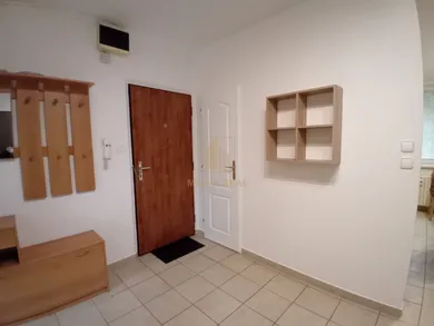 Na predaj 2-izbový byt, 50 m², Piešťany, A. Hlinku