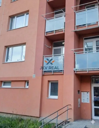Na predaj 3-izbový byt, 64 m², Prievidza