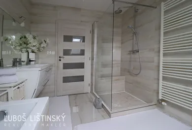 Na predaj dom, 130 m², Poprad, Schmoerova