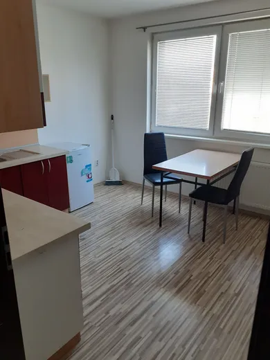 Na predaj 1-izbový byt, 34 m², Zvolen, J. Jesenského