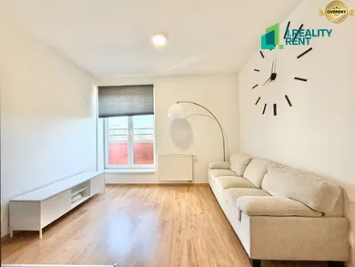 Na predaj 3-izbový byt, 50 m², Žilina, Obchodná