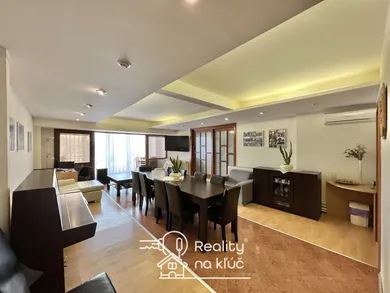 Na prenájom komerčné v Nové Zámky · €890 · Čiastočná rekonštrukcia
