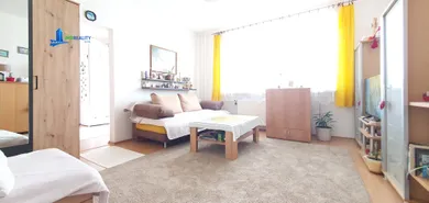 Na predaj 1-izbový byt, 38 m², Banská Bystrica, Sitnianska