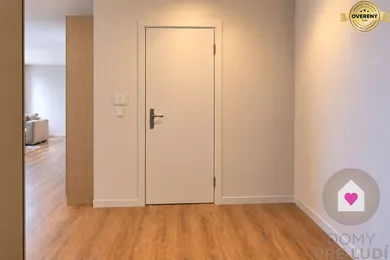 Na predaj 2-izbový byt, 44 m², Slovenský Grob, Dúhová