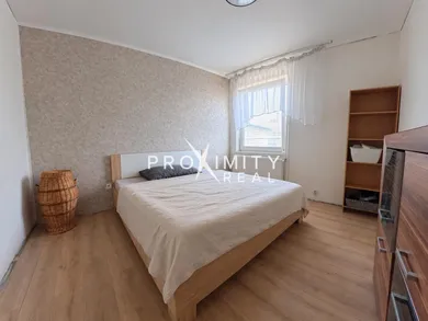 Na predaj dom, 133 m², Buzica, -