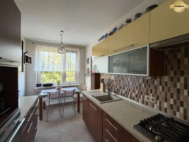 Mieszkania na sprzedaż, 4-pokojowe, Piešťany · €193 000