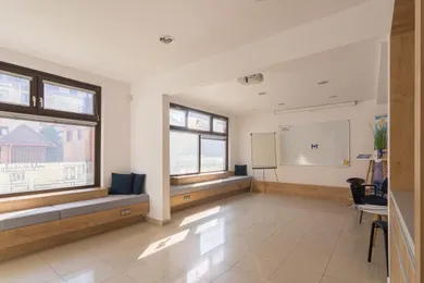 Eladó kereskedelmi ingatlanok, Bratislava-Ružinov · €299 000