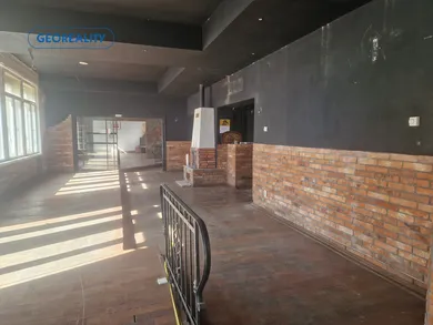 Na prenájom objekt, 240 m², Levice, I. Krasku