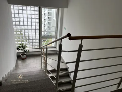 Na prenájom 3-izbový byt, 73 m², Bratislava-Nové Mesto, Stromová