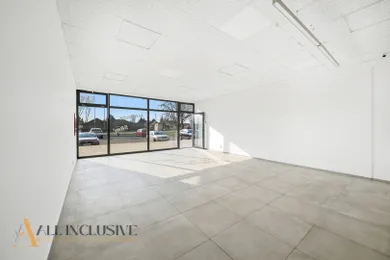 Na prenájom komerčné, 58 m², Dunajská Streda, Železnicná