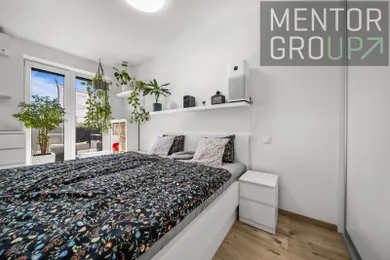 Na predaj 1-izbový byt, 35 m², Bratislava-Petržalka, Žltá