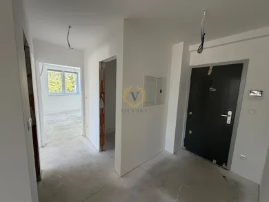 Na predaj 4-izbový byt, 90 m², Hriňová, Školská