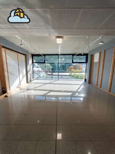 Na prenájom komerčné, 48 m², Banská Bystrica