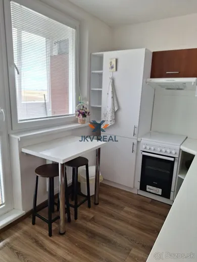 Na prenájom 1-izbový byt, 39 m², Poprad, Ludvika Svobodu