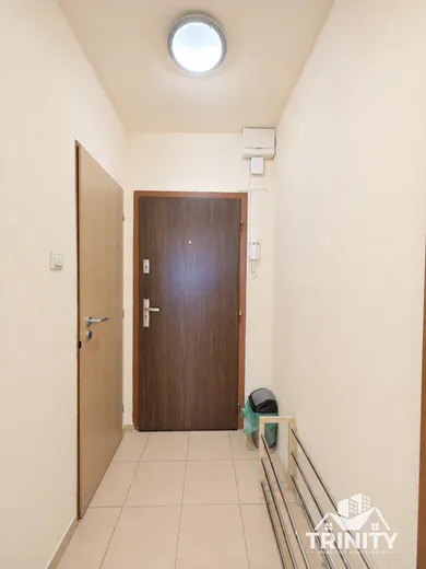 Na prenájom 1-izbový byt, 20 m², Nové Zámky
