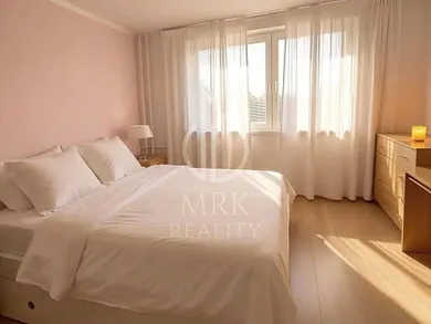 Na predaj 3-izbový byt, 65 m², Bratislava-Podunajské Biskupice