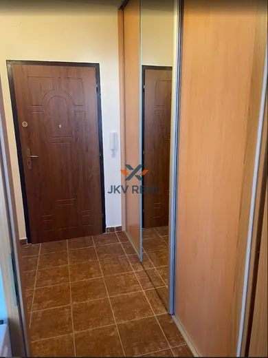 Na prenájom 1-izbový byt, 30 m², Považská Bystrica, SNP