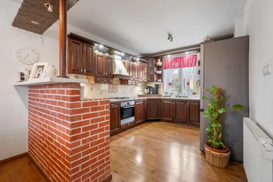 Дома на продажу, 5-комнатные, Šintava · €199 000