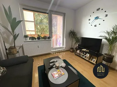 Na predaj 2-izbový byt, 49 m², Piešťany, A.Trajana