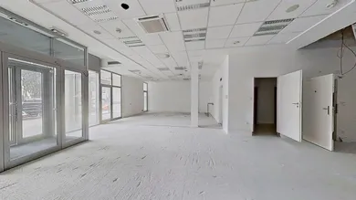 Na prenájom komerčné, 140 m², Bratislava-Petržalka