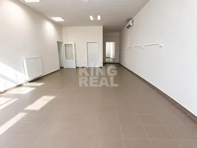Na prenájom komerčné, 45 m², Šurany, KOMENSKÉHO 3
