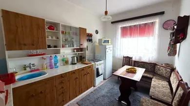 Na predaj dom, 271 m², Hrčeľ