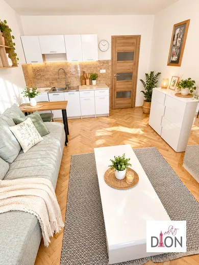 Na prenájom 1-izbový byt, 20 m², Banská Bystrica, Internátna