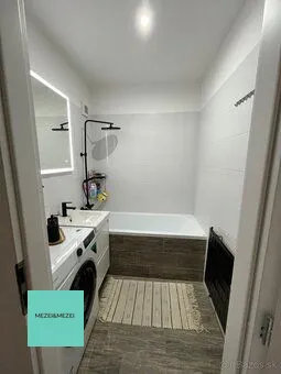 Na prenájom 3-izbový byt, 80 m², Trnava, Na Hlinách