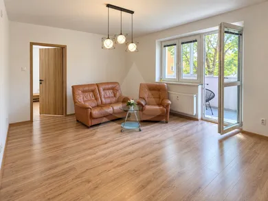 Na prenájom 3-izbový byt, 74 m², Martin, Nálepkova