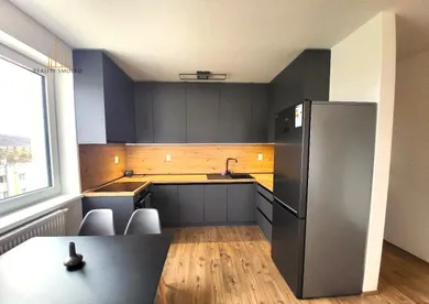 Na prenájom 3-izbový byt, 72 m², Prešov, Sabinovská