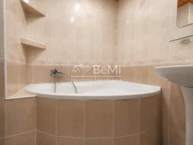 Na predaj byt v Pukanec · €72 999 · Čiastočná rekonštrukcia