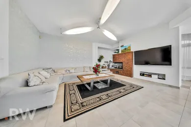 Na predaj dom, 561 m², Nitra, Hornozoborská