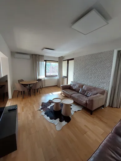 Na prenájom 4-izbový byt, 120 m², Banská Bystrica