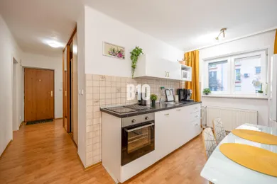 Na predaj 2-izbový byt, 52 m², Bratislava-Ružinov, Kvetná