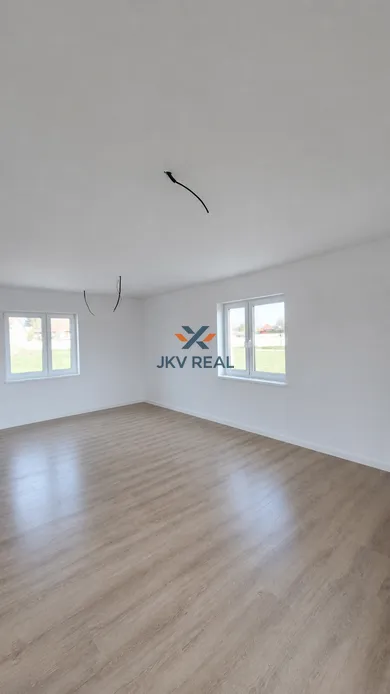 Na predaj 4-izbový dom, 94 m², Veľké Kosihy