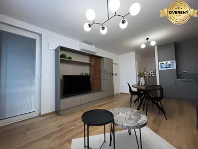 Na prenájom 2-izbový byt, 57 m², Bratislava-Ružinov, Mlynské nivy