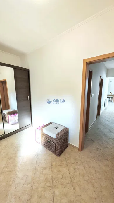 Na predaj dom v Vlčany · €199 990 · Novostavba