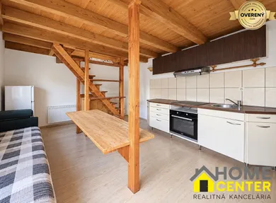 Na predaj pozemok, 255 m², Komárno